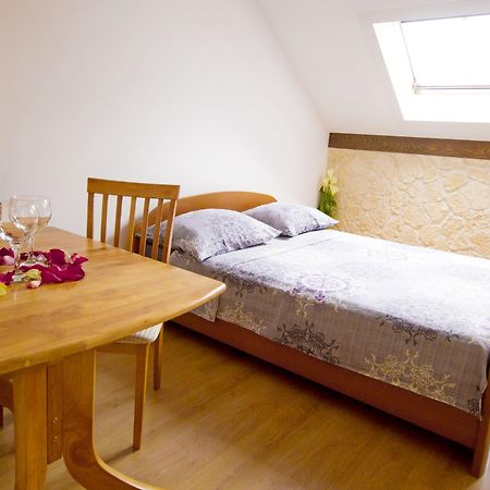 Apartments Rina Спліт Екстер'єр фото